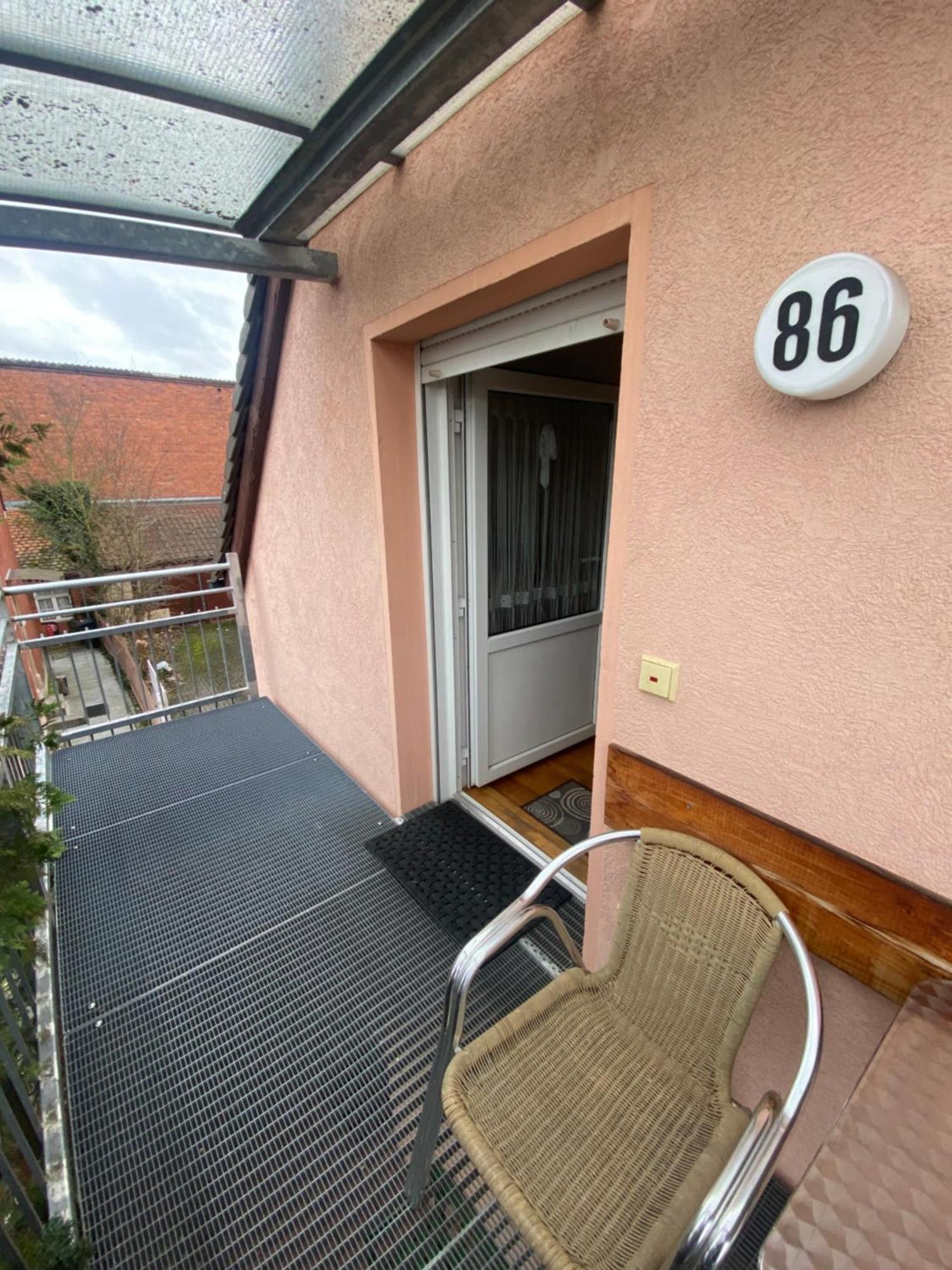 Apartment No.5 - Apartmenthaus In